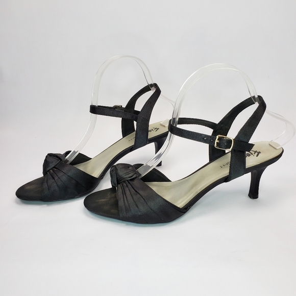 size 9 low heels